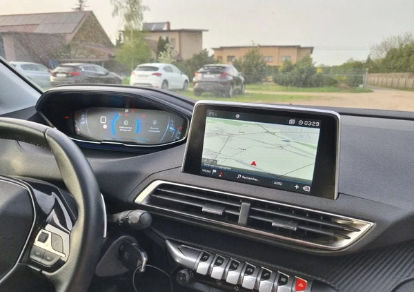 Peugeot 5008 cena 62000 przebieg: 56000, rok produkcji 2020 z Terespol małe 326